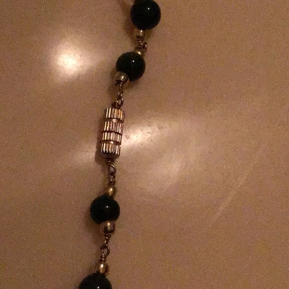 Bloodstone Bead Necklace - Picture 4 of 6